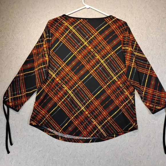 Cleo Petites Women's  Black & Gold Plaid Blouse Long Cut Out Sleeves Size Large - Picture 6 of 11